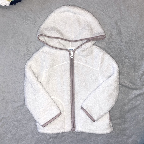 Old Navy Other - 2/$12 Old Navy white Sherpa with a mauve color